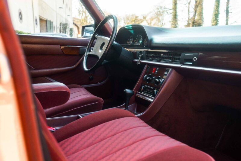 Mercedes Benz 380SE Diplomatenfahrzeug – Bild 5